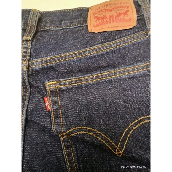 Levi's Women's Middy Loose Bootcut Jeans - Shaded View 27 - Picture 8 of 8